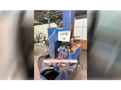 LOTE 018 - EQIPAMENTO - MAQUINA DE ELETROEROSÃO