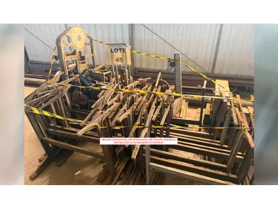 LOTE 045 - SUCATA - FERRO FUNDIDO